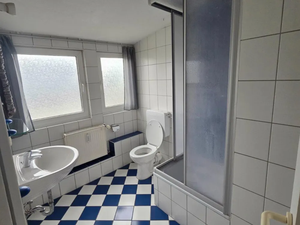 2-Room Attic Apartment Near University Paderborn