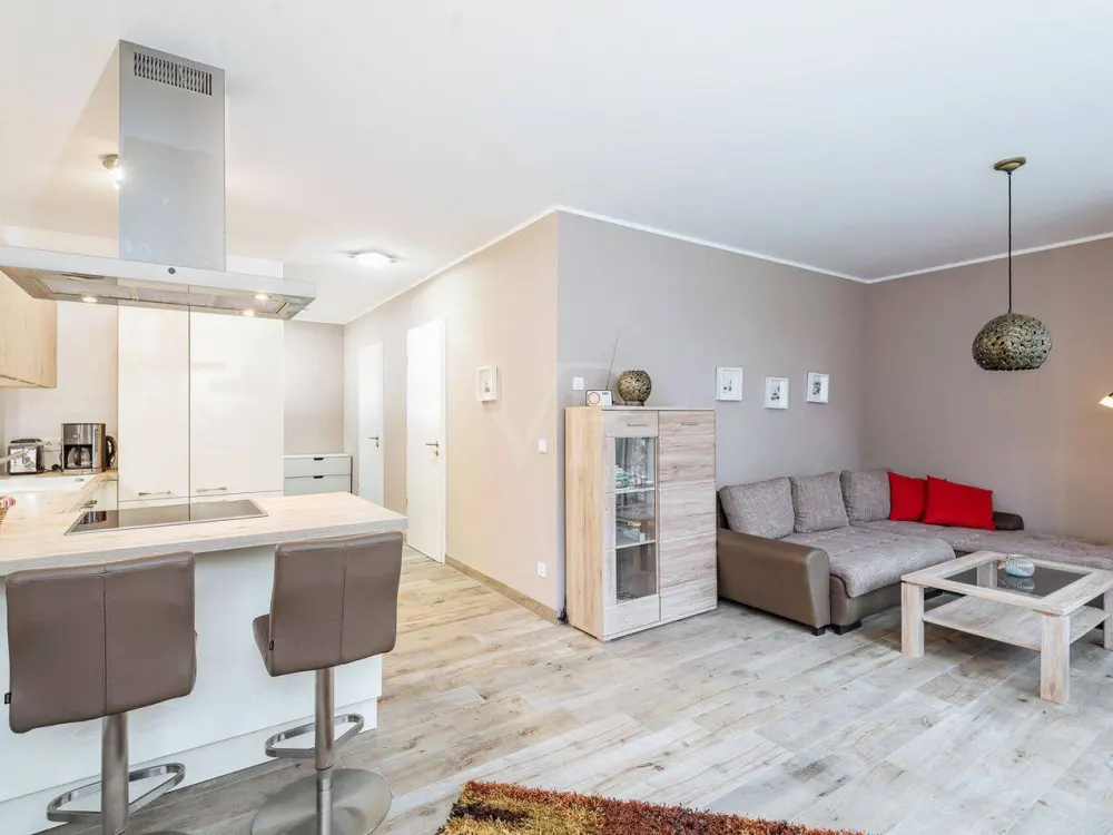 Modernes Wohnen auf Zeit - Erdgeschosswohnung mit Terrasse im Dünenquartier Warnemünde