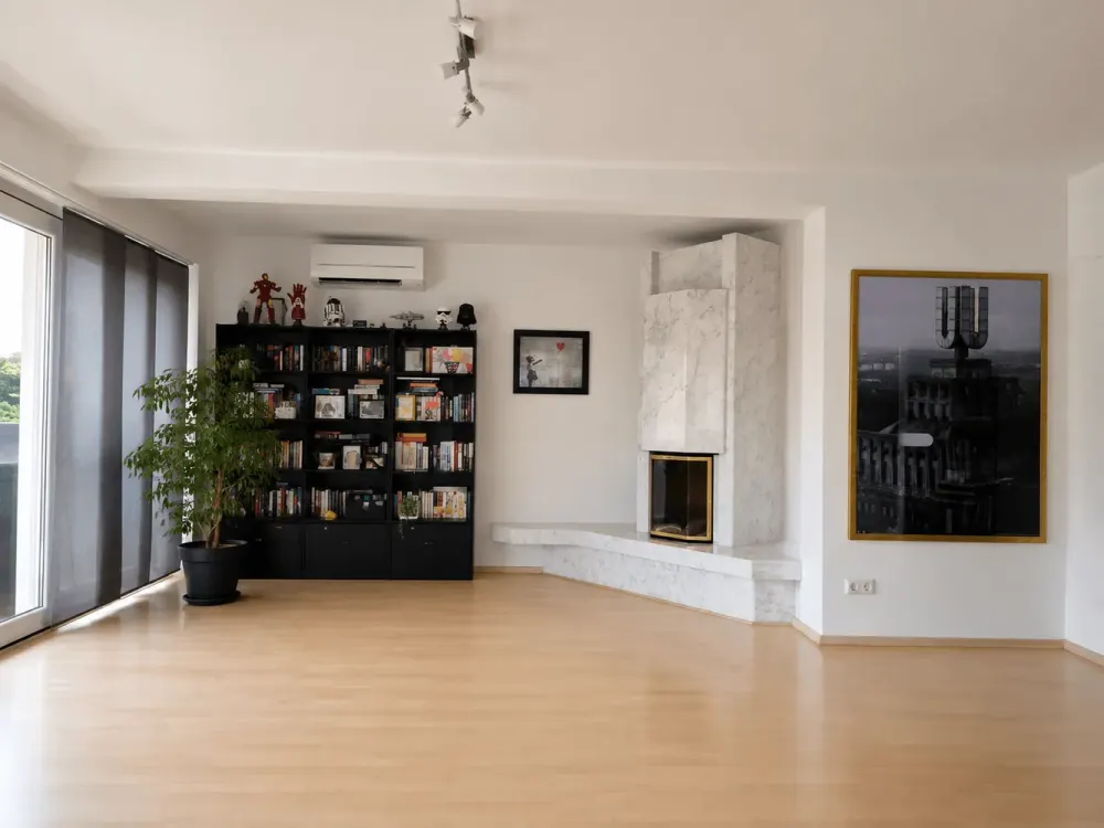 Großzügiges Wohnen mit Stil-4 Zimmer Wohnung mit Balkon, Kamin und Klimaanlage in Buchholz