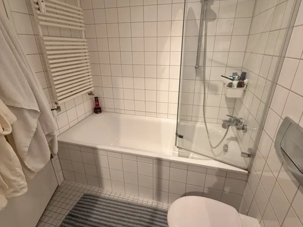 Potsdamer Platz: 2 Zi., 8.0G mit Wintergarten - 1.188€ kalt, provisionsfrei