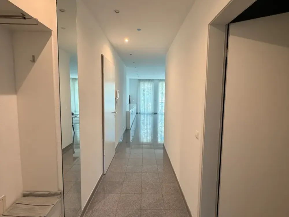 Wunderschöne, geräumige zwei Zimmer Wohnung mit EBK und Balkon im Musikerviertel, Weststadt