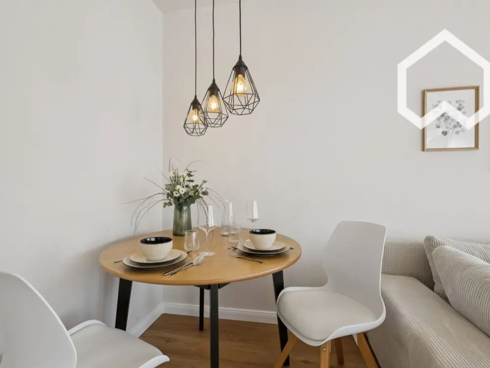 Wohnen auf Zeit - Vollausgestattete 2,5-Zi-Wohnung mit Loggia, all inclusive - Ideal für Pendler!