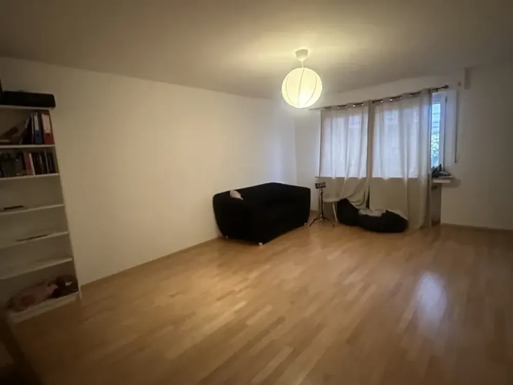 FRAUEN WG-Zimmer zur Untermiete - November bis Ende Dezember
