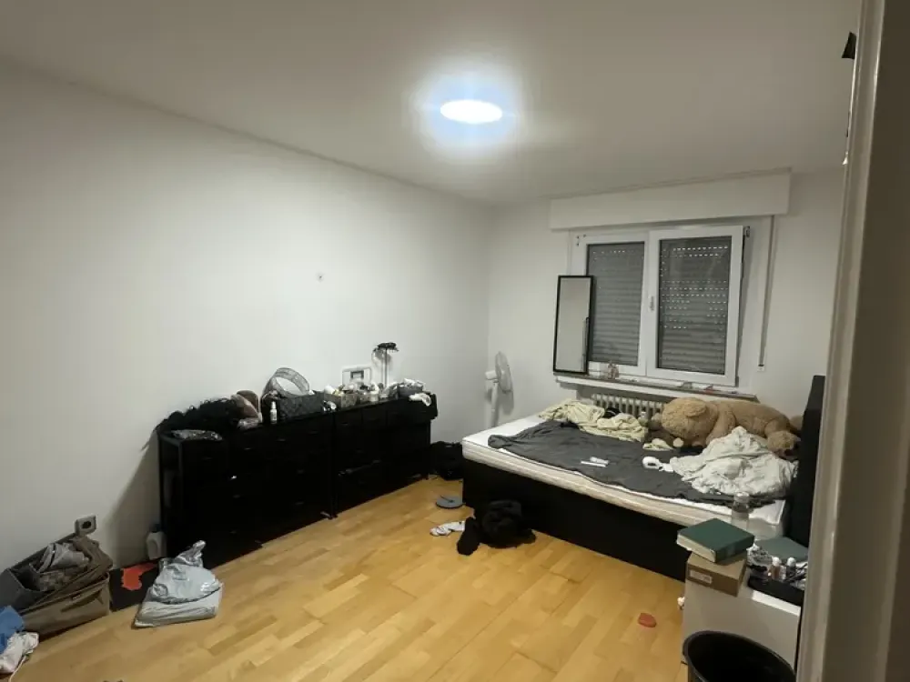 FRAUEN WG-Zimmer zur Untermiete - November bis Ende Dezember