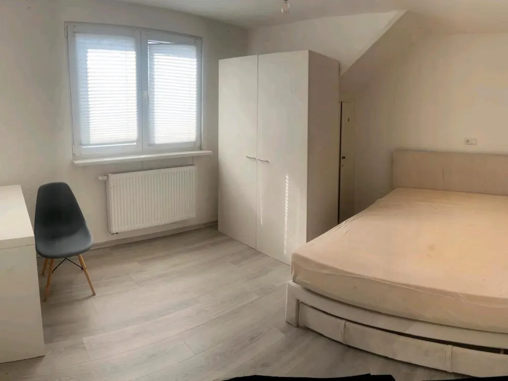 Möblierte 2-Zimmer-Wohnung in Frankfurt-Nied