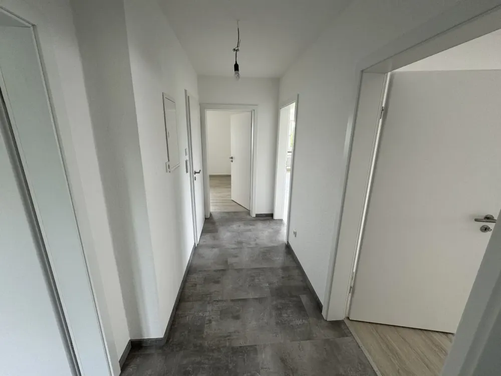 Sanierte 3-Zimmer-Wohnung mit Balkon, Garage und Gartenmitbenutzung in Heiligenrode