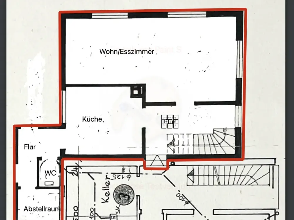 Old-Build Charm with Terrace & Potential: Spacious 3-Room Apartment Seeks Creative Tenants