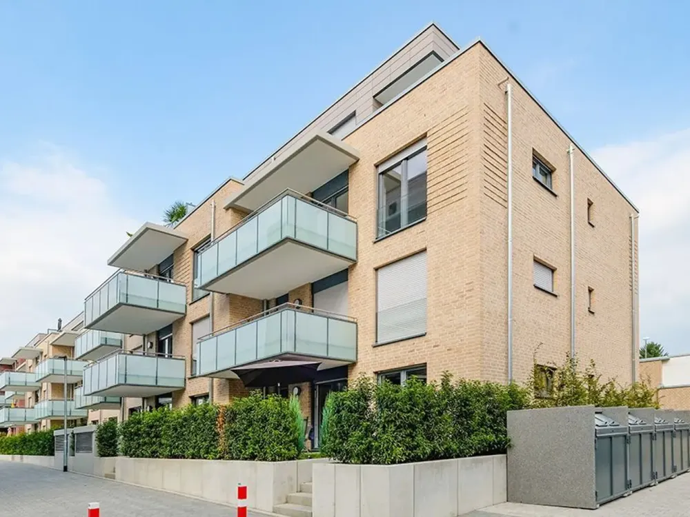 2-Room Penthouse in Central Location of Langenfeld!