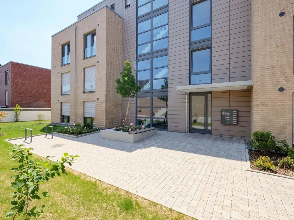2-Room Penthouse in Central Location of Langenfeld!