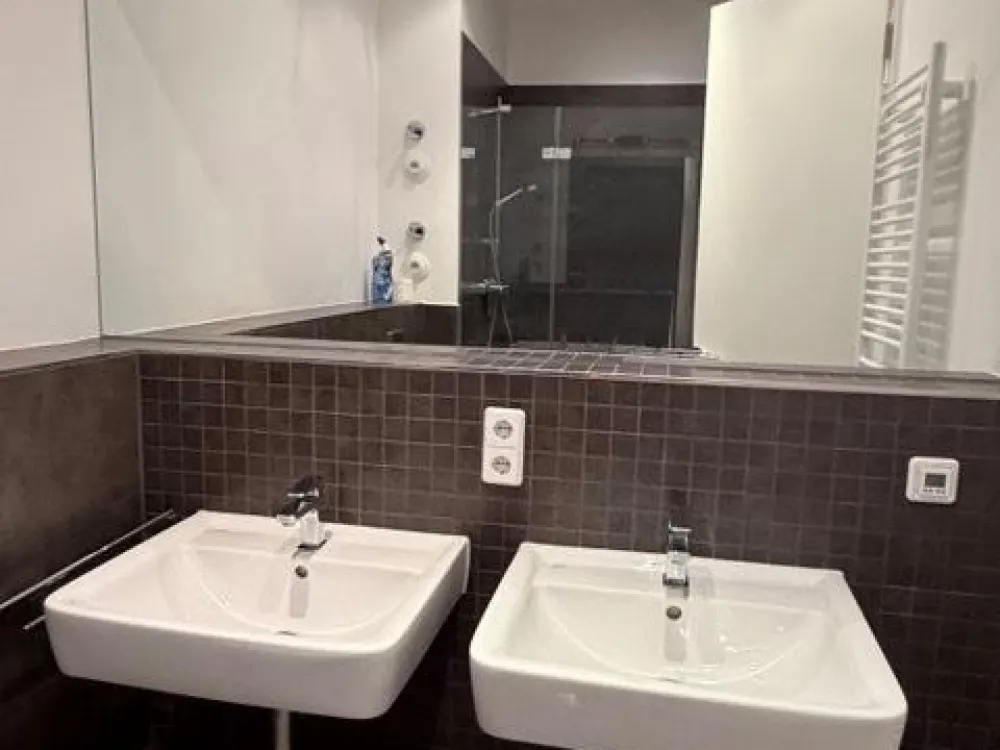 Ruhig gelegene 2 Zimmer Wohnung in Berlin Mitte mit Concierge