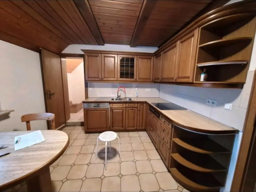 3,5 Zimmer Altbauwohnung