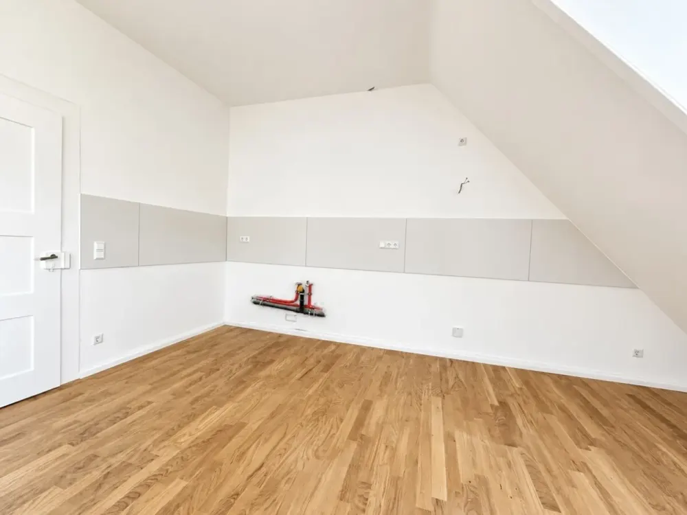 Attic Apartment in a Historic Building in a Central Location of Karlsruhe