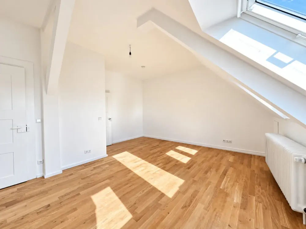 Attic Apartment in a Historic Building in a Central Location of Karlsruhe