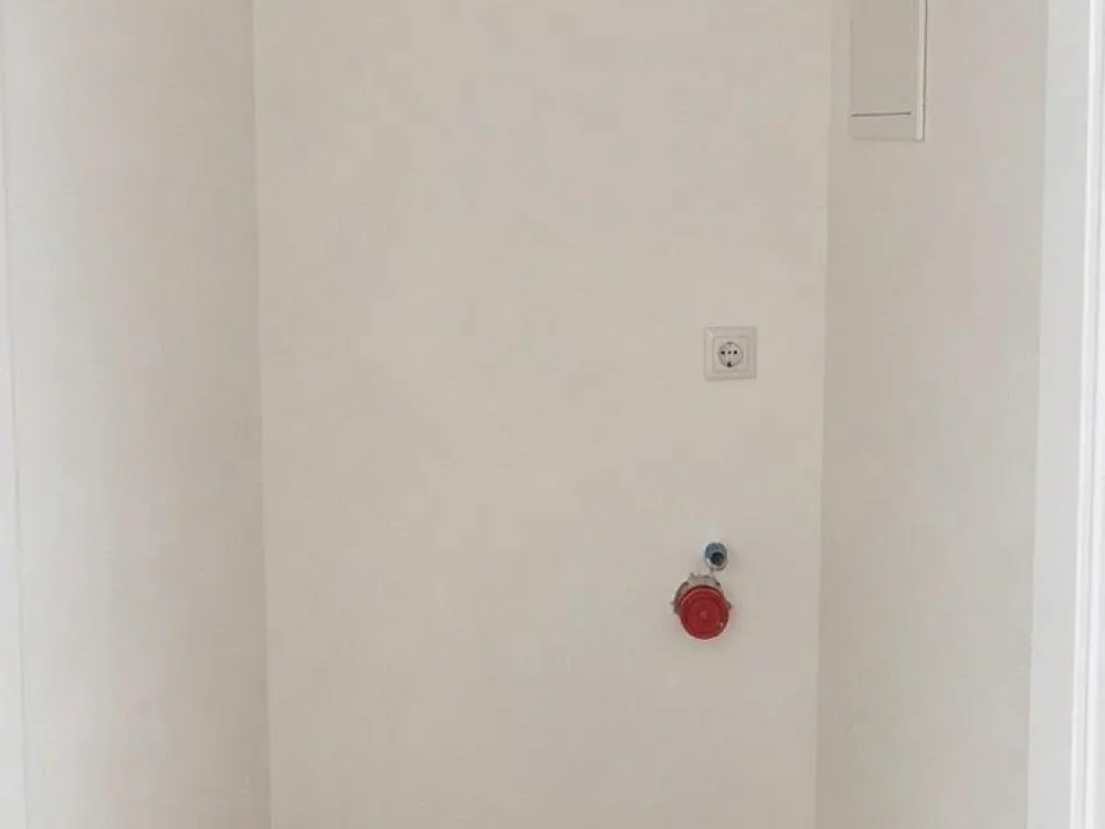Frisch renovierte 1-Zimmer-Wohnung in Berlin-Rosenthal