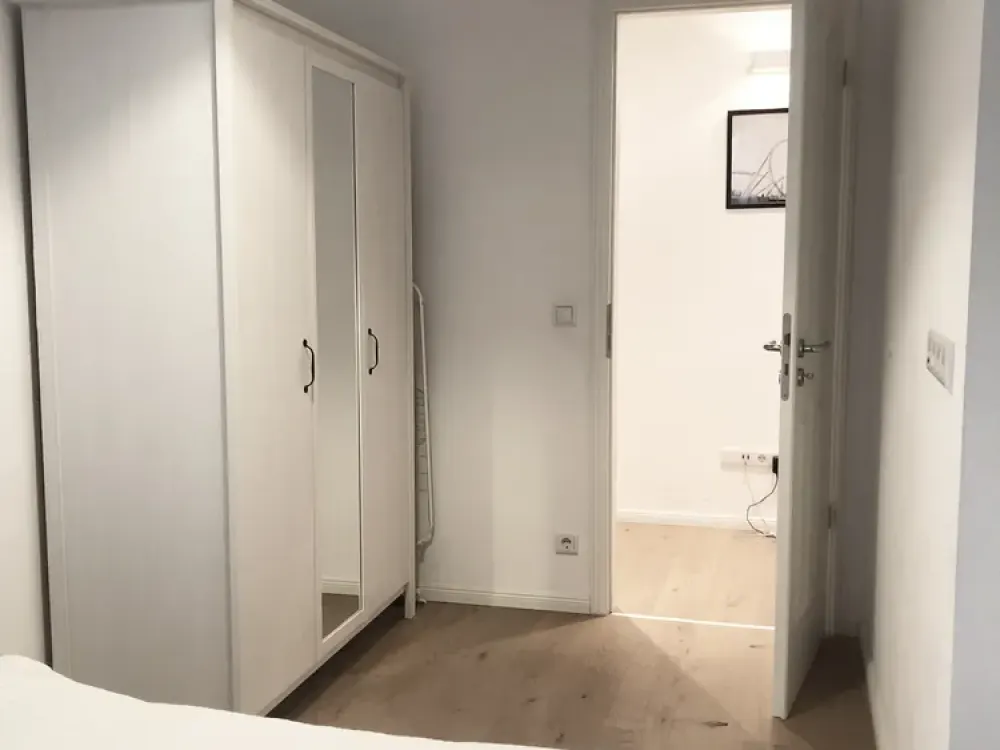 Fully furnished, spacious 2 room apartment for rent in Wedding
