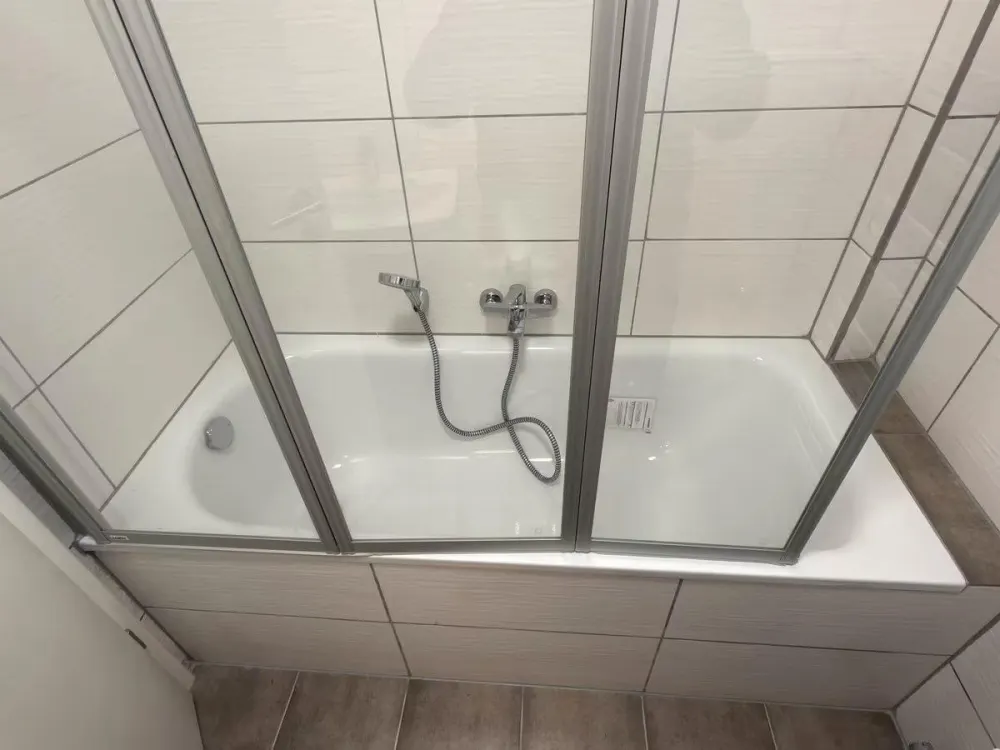 Modern renovierte 2-Zimmer-Wohnung - sofort verfügbar