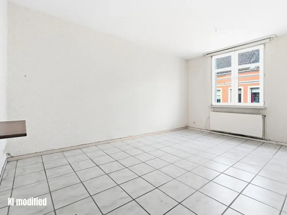 Renovierte 2-Zi.-Whg. mit großer Küche und Balkon
