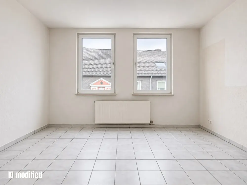 Renovierte 2-Zi.-Whg. mit großer Küche und Balkon