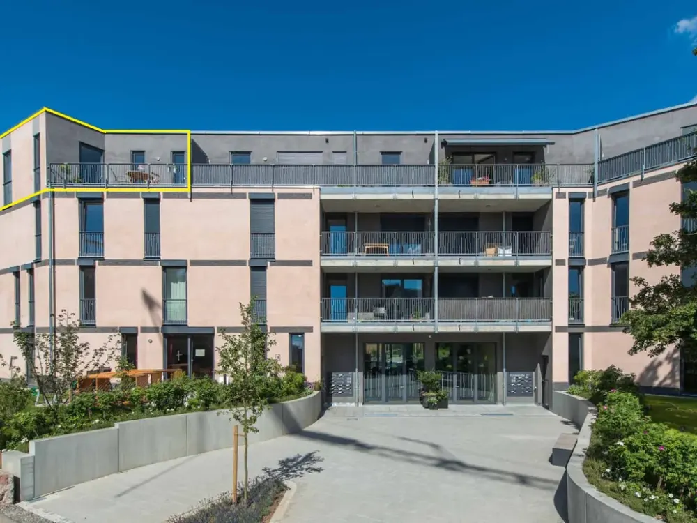 Lebendiges Wohnen im Gemeinschaftsprojekt: 3-Zimmer-Wohnung mit Süd-West-Dachterrasse in Leonberg