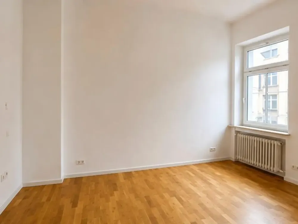Helle, moderne Etagenwohnung frisch saniert in Top-Lage Stuttgart Innenstadt