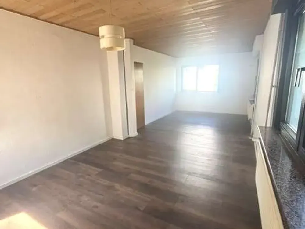 2‑Zimmer‑Wohnung mit Balkon, ideal für Singles oder Paare