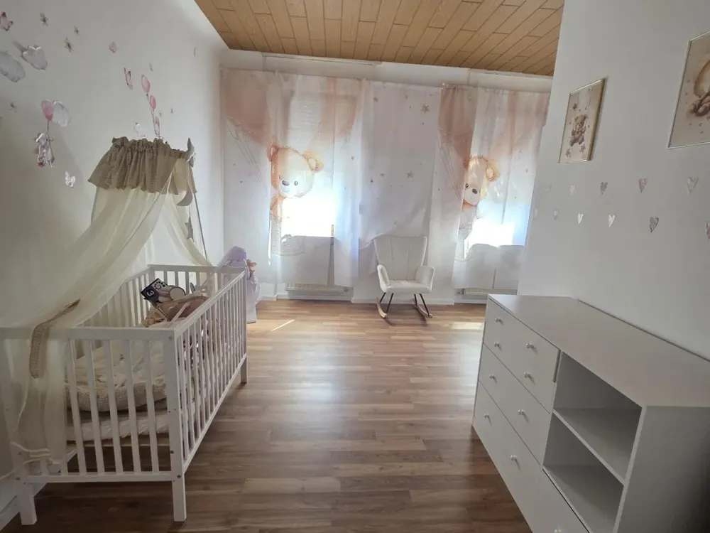 2-Zimmer-Erdgeschosswohnung mit Wintergarten & Garten