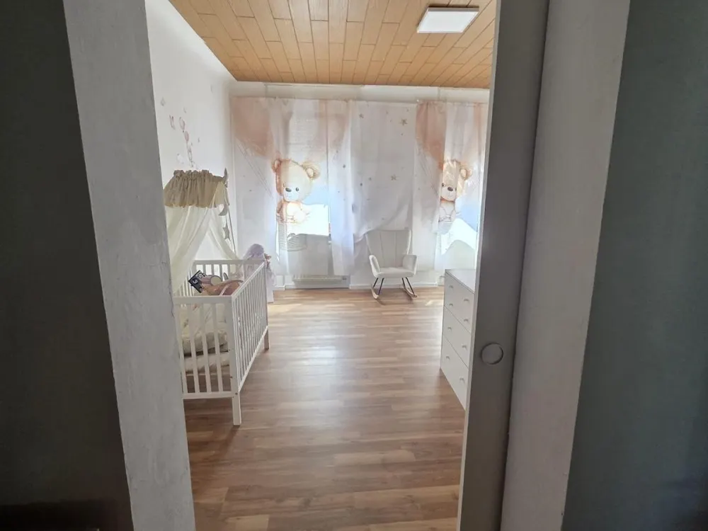 2-Zimmer-Erdgeschosswohnung mit Wintergarten & Garten