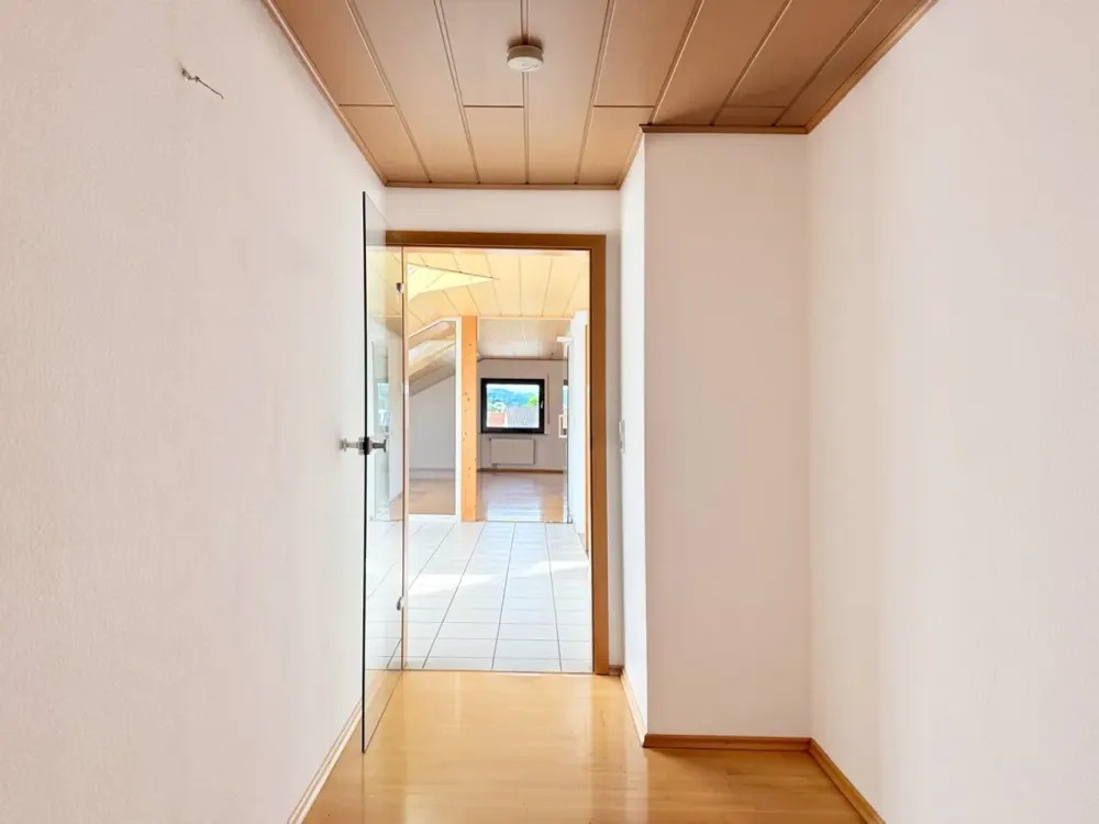 Charming Attic Apartment with Winter Garden and Garage - Bright, Spacious and Comfortable