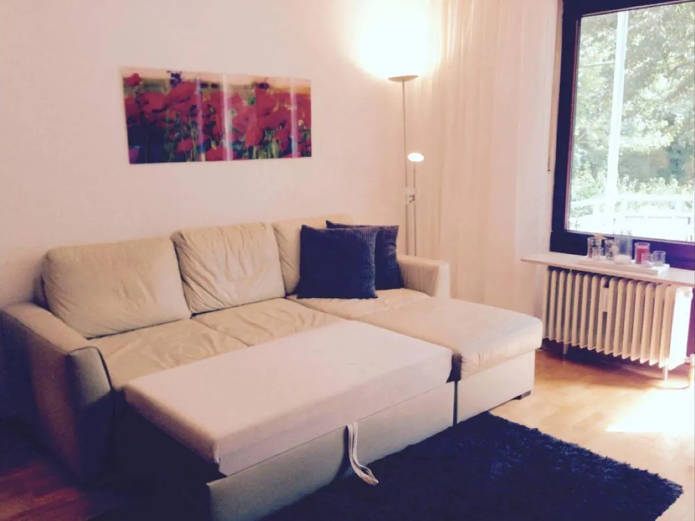 Sehr schöne 2 Zimmer Wohnung zu vermieten von 15.9- bis 31.3.27