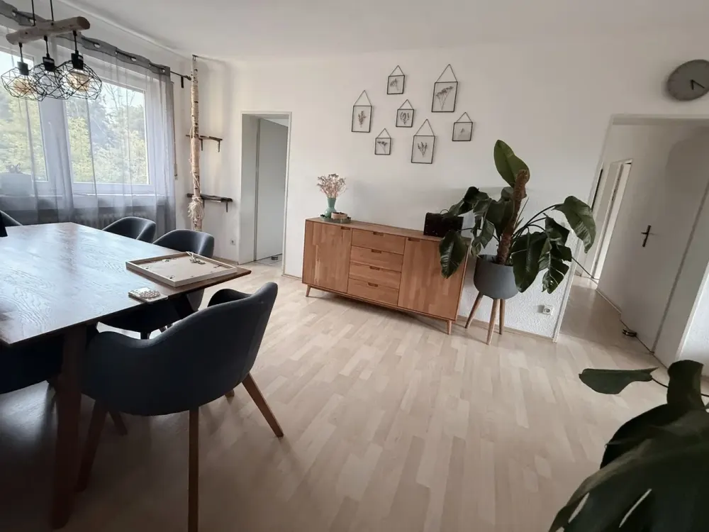 Schöne, helle 3-Zimmer-Wohnung mit Balkon
