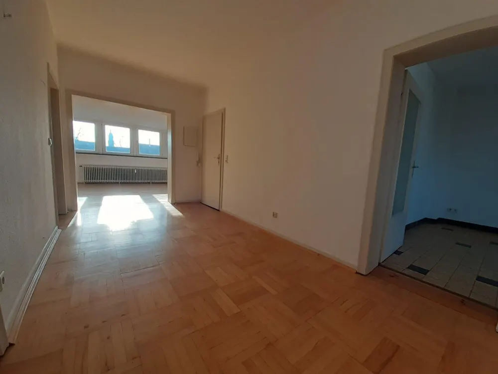 Lichtdurchflutete 2,5 Zimmer Wohnung in Top Lage