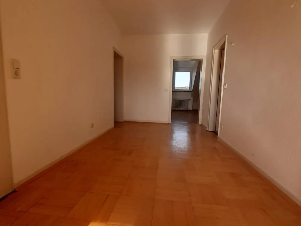 Lichtdurchflutete 2,5 Zimmer Wohnung in Top Lage