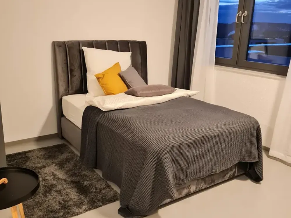 Modernes All-Inclusive-Wohnen im neuen, vollmöblierten, stufenlosen Penthouse-Apartment