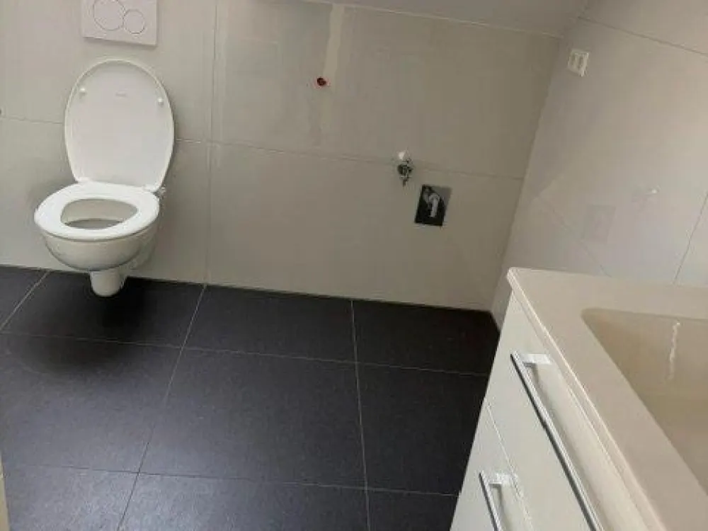 Erstbezug 3 Zimmer mit Terrasse in Top Lage
