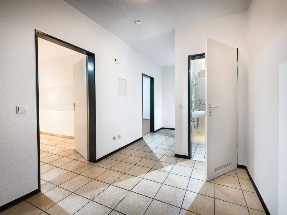 Direkt vom Eigentümer: Helle, moderne 2-Zimmer-Wohnung mit Balkon!