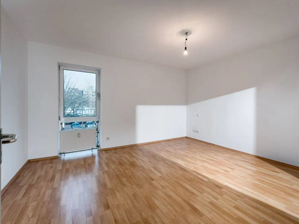 Direkt vom Eigentümer: Helle, moderne 2-Zimmer-Wohnung mit Balkon!