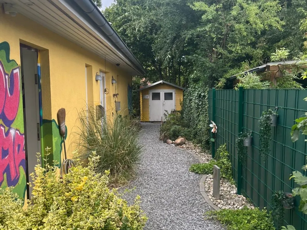 Möblierte 2 Zimmer Einliegerwohnung