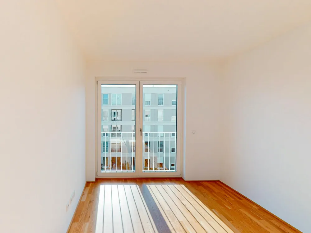 Exlusive 4-Zimmer-Wohnung mit EBK, Dachterrasse und zwei Bädern
