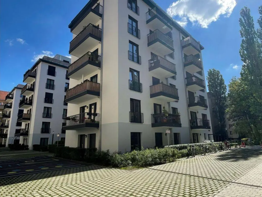 **Neubau-Schmuckstück - modern, EBK, ruhig und zentral**