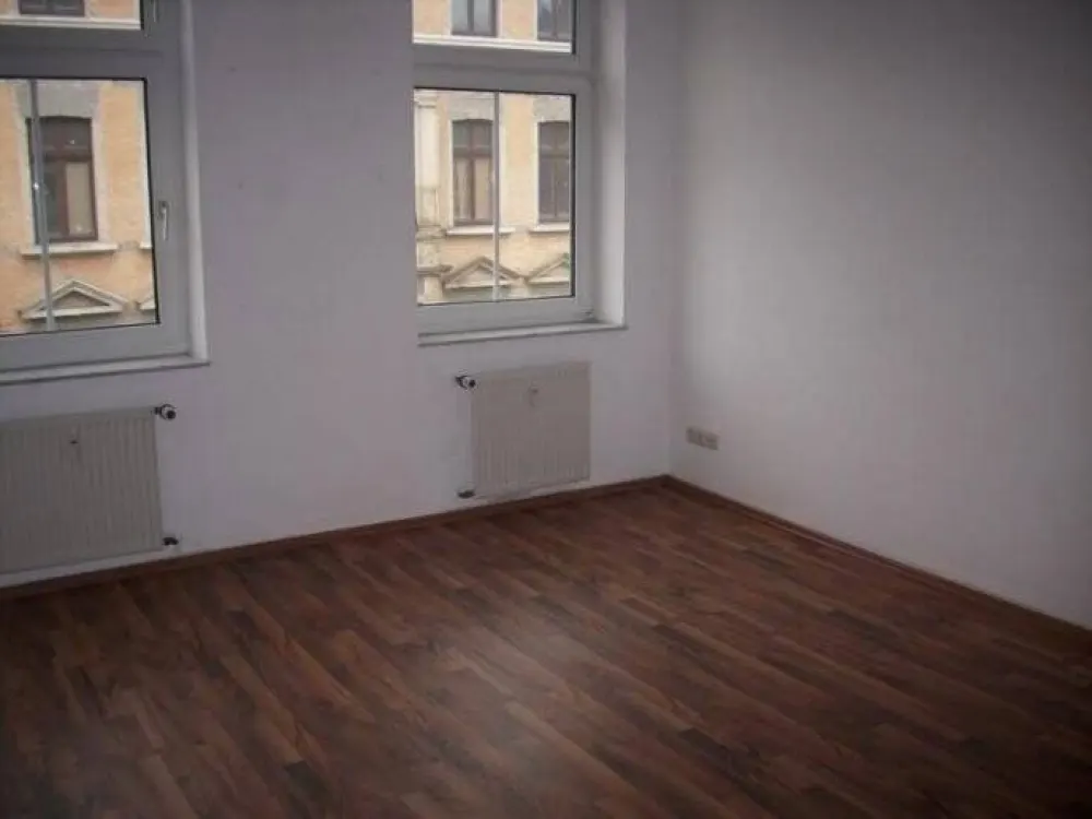 Helle und geräumige kleine Wohnung in Reudnitz