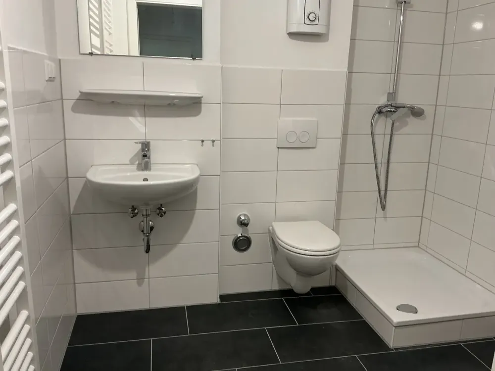 Schöne Wohnung: 3-Zimmer-Wohnung ab Oktober