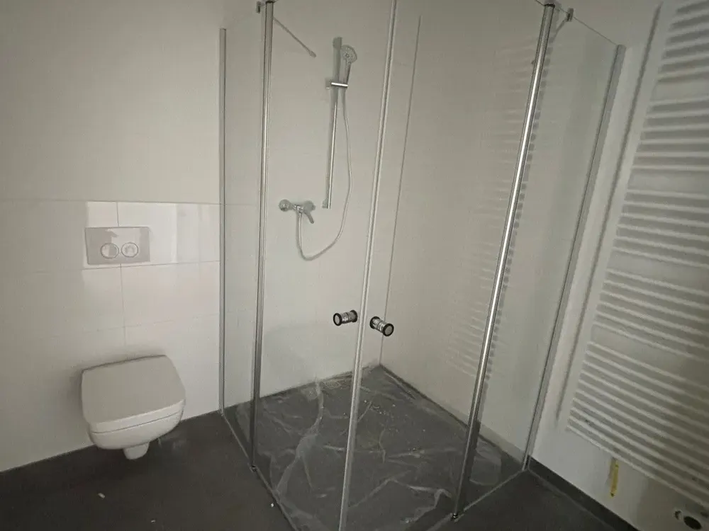 bezugsfertiger Neubau, Appartement mit Balkon, barrierearm