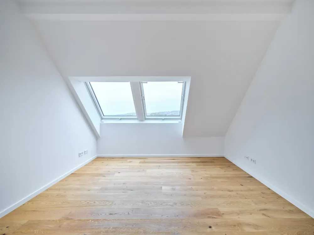 *Traumhafte Single-Dachwohnung mit exklusiver Ausstattung mitten im Westen*