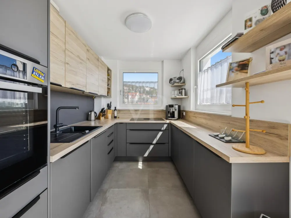 Junges Penthouse mit exklusiver Ausstattung und großem Aussenbereich