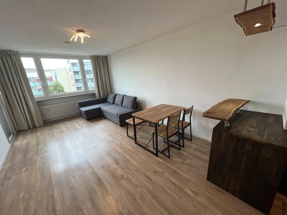 Attraktive, voll möblierte morderne 2-Zimmer-Wohnung