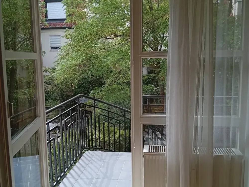 Wunderschöne, möblierte Gartenwohnung, zentral und ruhig, mit großem Gartenanteil