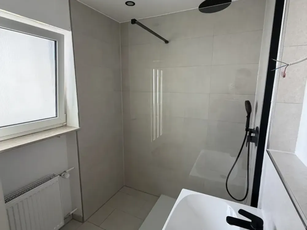 First Occupancy After Complete Renovation - 2-Room Apartment with Balcony and Fitted Kitchen