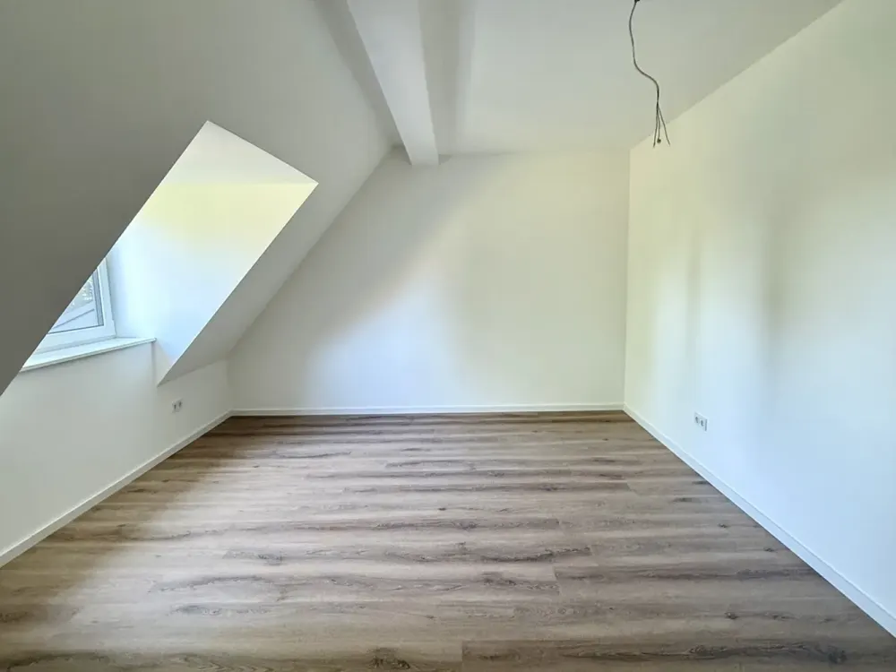 Erstbezug nach Sanierung! 2-Raum Wohnung in Düsseldorf-Düsseltal!