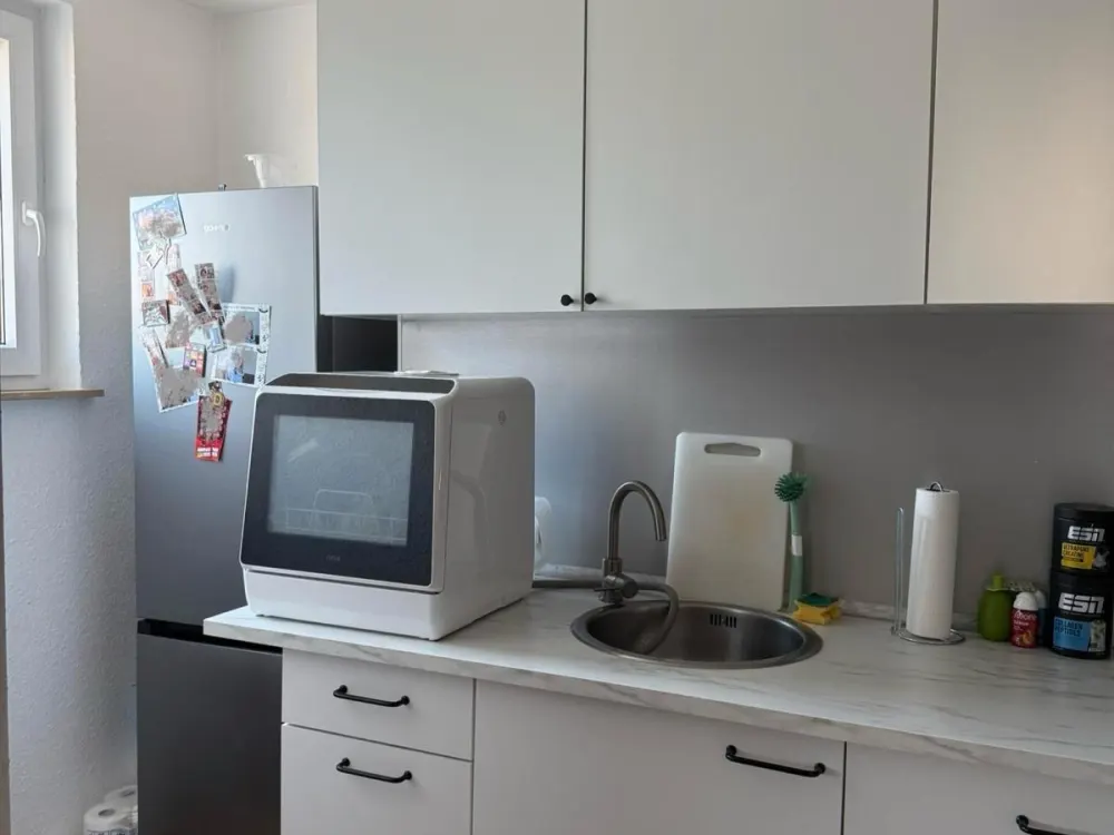 3ZKB Wohnung mit Einbauküche und Privatparkplatz
