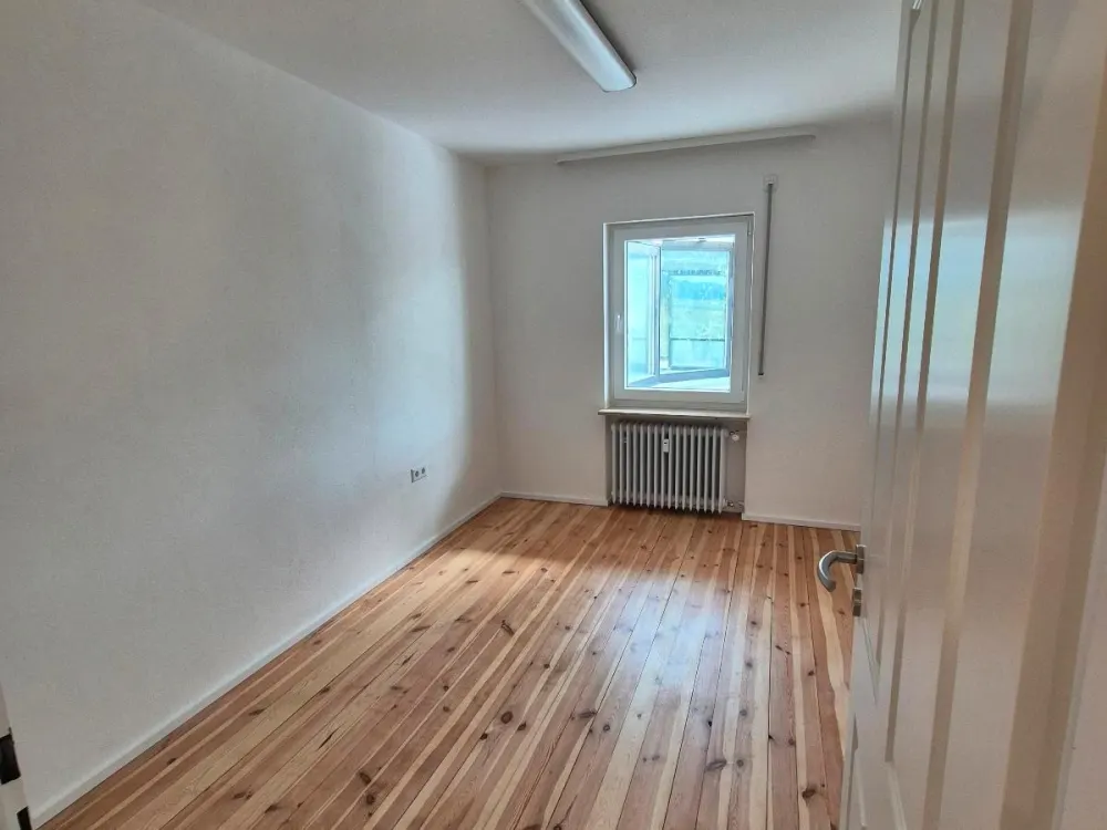 3-Zimmer-Wohnung mit großem Garten in Schwanstetten zu vermieten!